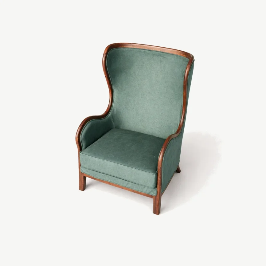Wing chair