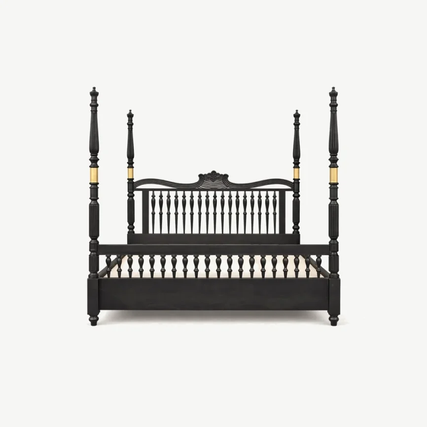 Four poster bed